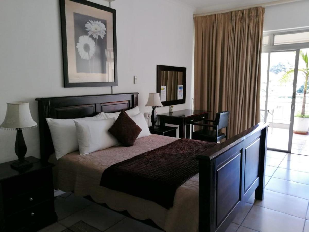 Sunset Boulevard Riverlodge Paarl Exterior foto